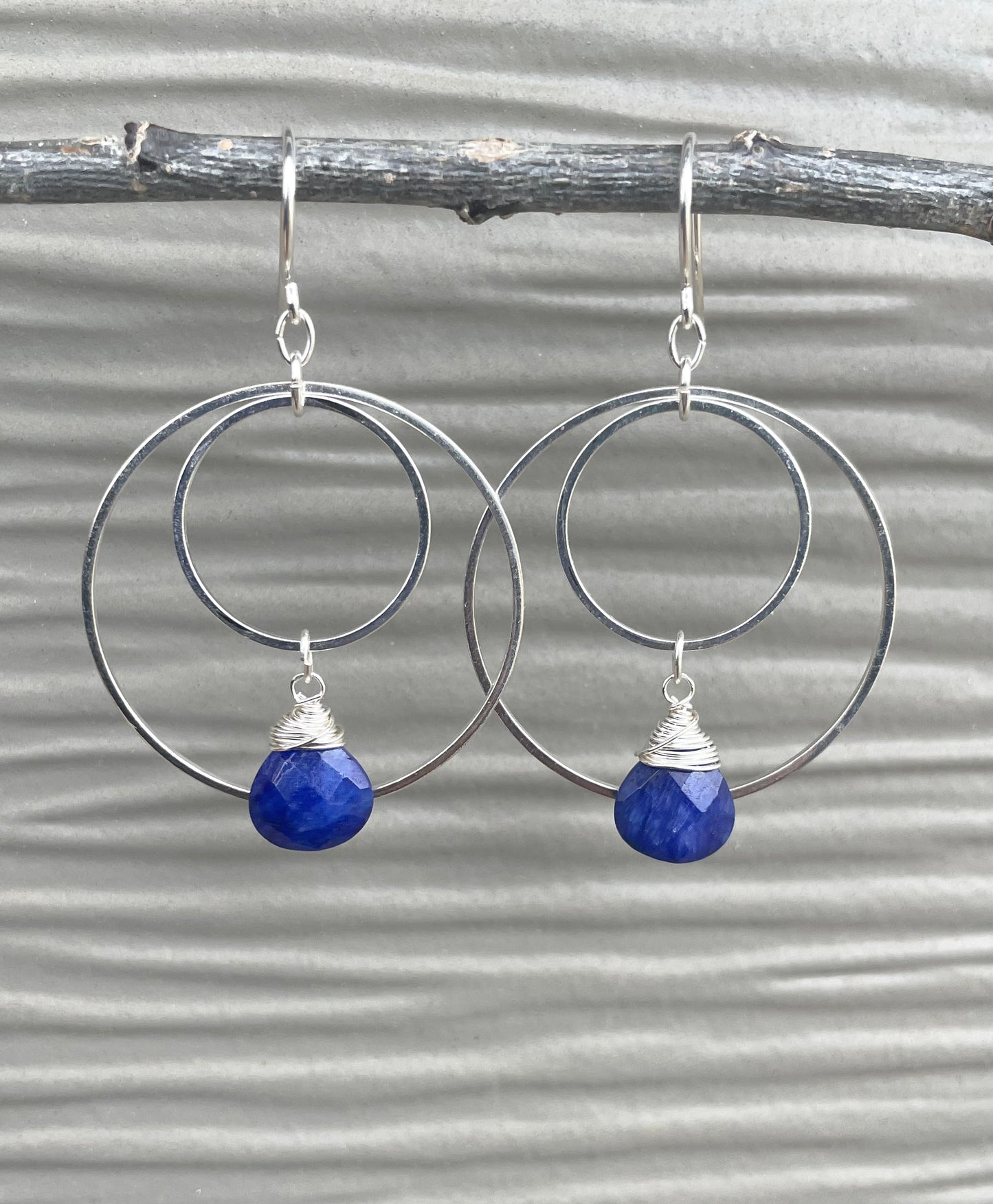 Sapphire and Silver Hokps